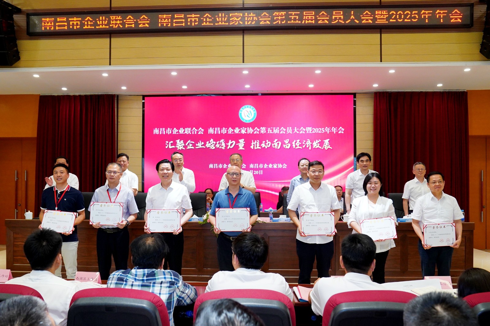 1768448583851876.jpg af7231f16edef334458b33c1b457b6c.jpg